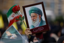 Висок ирански свештеник побара од папата да го осуди убиството на ајатолахот Али Хамнеи | Сител Телевизија