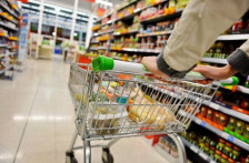 Зголемена реалната стапка на прометот во групата Трговија на мало со храна, пијалаци и тутун | Сител Телевизија