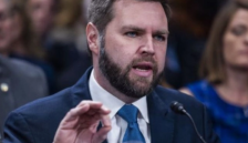 Венс: Папата да си ја гледа Црквата и да не се меша во американската политика | Сител Телевизија