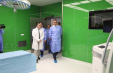 Мицкоски: На Комплексот клиники „Мајка Тереза“ пуштени во употреба шест комплетно реновирани операциони сали | Сител Телевизија