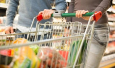 Синдикалната минимална кошница за април 68.797 денари | Сител Телевизија