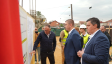 Мицкоски од Илинден: Владата продолжува со инвестиции во образованието, се гради нова училишна зграда во ООУ „Гоце Делчев“ | Сител Телевизија