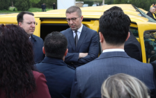 Мицкоски: Важна инвестиција, нов почеток - 100 нови возила за Пошта | Сител Телевизија