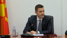 Муцунски уверува дека Македонија е се поблиску до ЕУ, од Брисел пораки дека земјава нема никаков напредок | Сител Телевизија