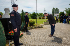 Тошковски: Никогаш нема да ја заборавиме жртвата на загинатите припадници на полицијата во Диво Насеље | Сител Телевизија