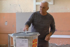 Идниот месец реконструкција на кабинетот на премиерот Мицкоски | Сител Телевизија