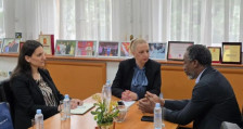 Насилството врз жените и родовата еднаквост во фокусот на средбата Пешевска – Аким Али | Сител Телевизија