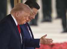 Трамп и Шји се договориле Кина да не испраќа воена опрема во Иран | Сител Телевизија