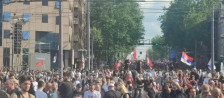 На повик на студентите во блокада илјадници на протест во Белград со порака за предвремени избори | Сител Телевизија