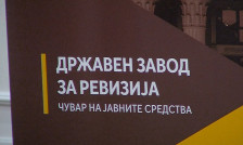 ДЗР утврди сериозни слабости во остварување и исплата на правата од социјална заштита во Македонија | Сител Телевизија