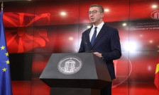 Мицкоски: Нема цена што може да ме натера да влезам во авантура без извесен крај за преговорите со ЕУ | Сител Телевизија