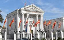 Почнаа преговорите за владина реконструкција - денеска со ВРЕДИ, утре со ЗНАМ | Сител Телевизија