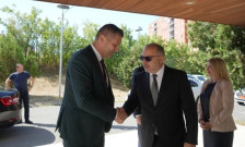 Македонија и Косово ја продлабочуваат царинската соработка за побрза трговија и посигурни граници | Сител Телевизија