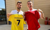 Средба на две легенди: Ѓоковиќ и Роналдо си разменија автограми! - SportStation.mk