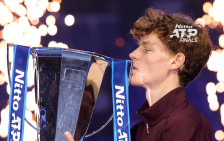 Синер го победи Алкараз во Торино! Одбрана на титулата на АТП финалниот турнир - SportStation.mk