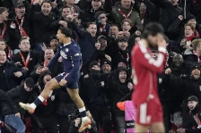 (Видео) Потоп на „Енфилд“: ПСВ го понижи Ливерпул со 1-4, кризата на Слот е без дно! - SportStation.mk