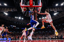 НБА преглед: Вучевиќ го потпиша чудото на Чикаго, Кари блескаше против Феникс - SportStation.mk