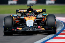 "Мистеријата" на Пиастри: Како возачот со 14 подиуми одеднаш заборави да вози? - SportStation.mk