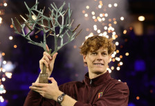 Синер го освои првиот трофеј во Париз и се врати на врвот на светот! - SportStation.mk