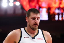 Јокиќ тешко го повреди коленото, Денвер во паника! - SportStation.mk