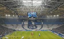 (Видео) Редок убав пример на фудбалско пријателство на трибините! - SportStation.mk