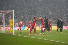 (Видео) Болен пораз за Челси, Баерн Минхен го слави тинејџерот Карл! - SportStation.mk