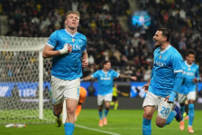 (Видео) Наполи го „одјави“ шампионот: Хојлунд и Нерес го срушија Милан за финале во Ријад! - SportStation.mk