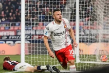 (Видео) Шок за Болоња: „Vardy Party“ на Дал'Ара, 38-годишниот напаѓач е како вино - SportStation.mk