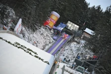 (Видео) Генерална проба за Олимпијадата: Австрија го покори Закопане во тандем-скокови - SportStation.mk