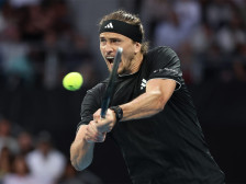 Зверев преку повреда и дожд до третото коло: „Бев малку исплашен“ - SportStation.mk