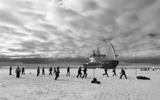 Дерби на Антарктикот: Неверојатната приказна за „Ендуранс“ и фудбалот - SportStation.mk