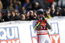 (Видео) Сјерстед со акробатско спасување и со „300 на час“ стигна до Топ 5! - SportStation.mk