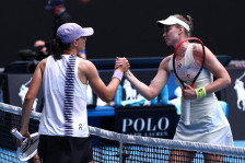 Рибакина го сопре сонот на Швјонтек: Ига останува без „кариерен Грен слем“ и најавува пауза! - SportStation.mk