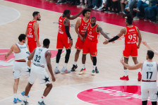 (Видео) Пресврт-машина: Звезда го „запали“ Милано, Џордан Нвора и Цоди Милер-МекИнтајер донесоа голем триумф! - SportStation.mk