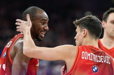 (Видео) Добра партија за Нено: Баерн преку Валенсија се врати на победничките патеки! - SportStation.mk