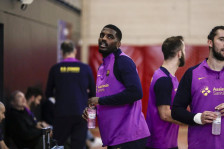 Трансферот на деценијата е договорен? Дика Мем ја напушта Барса за Берлин! - SportStation.mk