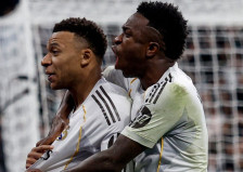 (Видео) Мбапе во 98. минута го спаси Реал од пенал, Белингам се повреди во хаосот против Рајо! - SportStation.mk