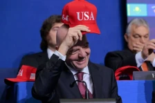 Инфантино „преживеа“: ИОК одлучи дека претседателот на ФИФА не ги прекршил правилата за политичка неутралност! - SportStation.mk