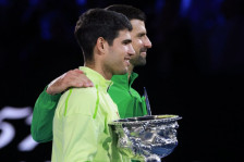 (Видео) Најдобрите моменти од финалето меѓу Ѓоковиќ и Алкараз: Тениска магија која ќе се прераскажува! - SportStation.mk