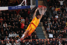 Икона на мак-баскетот: Војдан Стојановски пред јубилеен 90-ти настап и напад на третото место на вечната листа на стрелци. - SportStation.mk