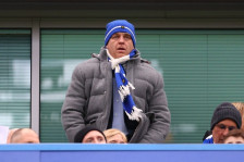 (Видео) Како да водиш фудбалски клуб ако немаш поим од фудбал? Прашајте го Тод Боли! 😂 - SportStation.mk