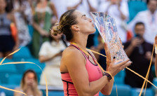 Кралица на Флорида: Сабаленка преку Коко Гоф до историскиот „Сончев дубл“! - SportStation.mk