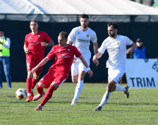 (Видео) Тензично дерби покрај езерото: Струга и Вардар ги поделија бодовите по битката во второто полувреме. - SportStation.mk