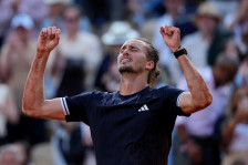 Александар Зверев го освои Ролан Гарос 2026 по епска битка со Коболи! - SportStation.mk