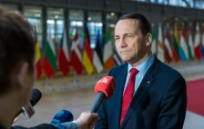 Сикорски: Европа мора да биде консултирана за секој мировен план за Украина