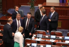 Пратенички прашања во законодавниот дом