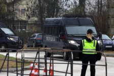 Пронајдени 13 мобилни телефони во затвор кај обвинет за „Пулс“, судењето продолжува