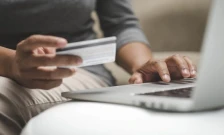 Е-трговијата на Балканот под просекот на ЕУ, во земјава 36,4 отсто од граѓаните купуваат онлајн