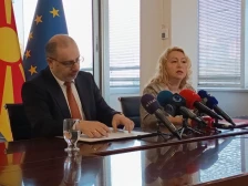 Околу 80 000 компании активни во земјава, бизнисот се повеќе работи електронски