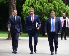 Лидерска средба за реформските закони и за укинување на техничката влада, не доаѓа само Филипче